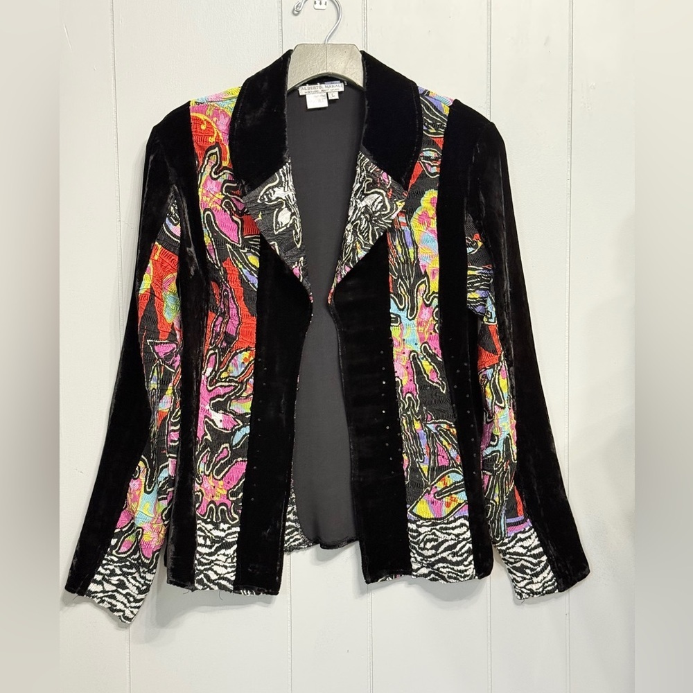 Alberto Makali Vibrant Velvet Blazer